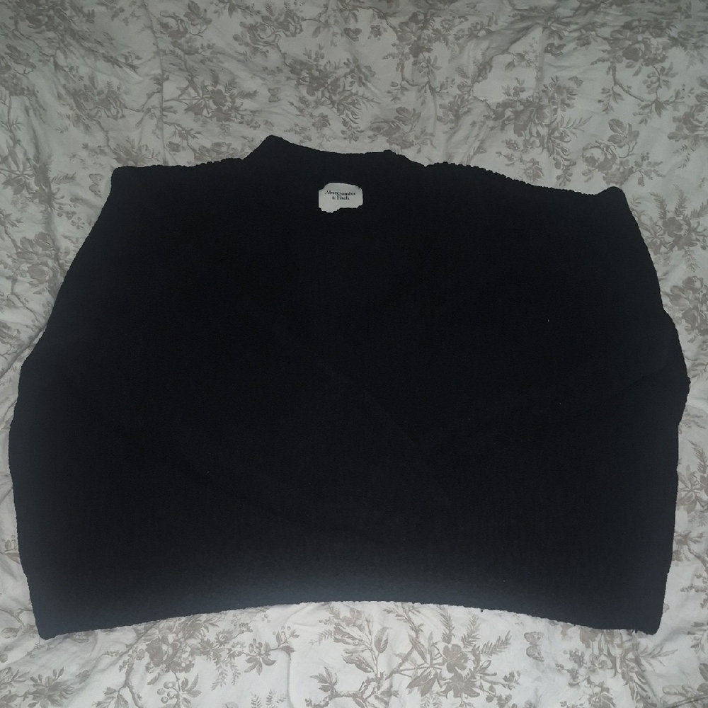 Abercrombie & Fitch Black Knit Sweater